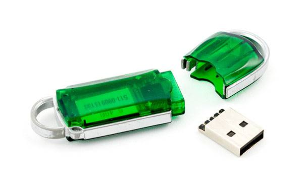 http://hetmanrecovery.com/pic/blog/usb_drive.jpg http://hetmanrecovery.com/pic/blog/usb_drive.jpg