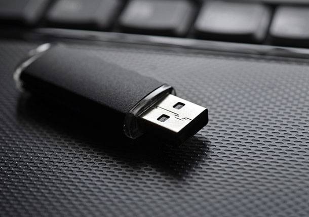 http://hetmanrecovery.com/pic/blog/usb_nand_drive.jpg http://hetmanrecovery.com/pic/blog/usb_nand_drive.jpg