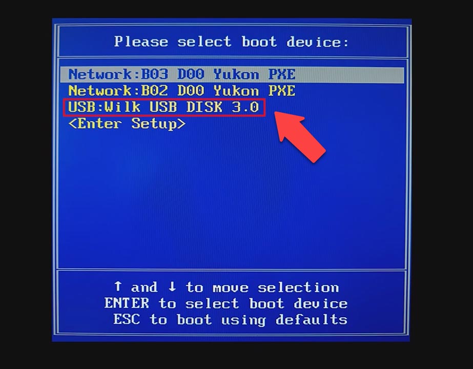 Choosing a boot device when starting the NAS