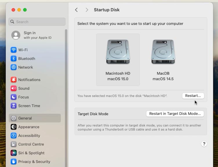 El disco de arranque se puede seleccionar en Configuración del sistema – General – Disco de arranque