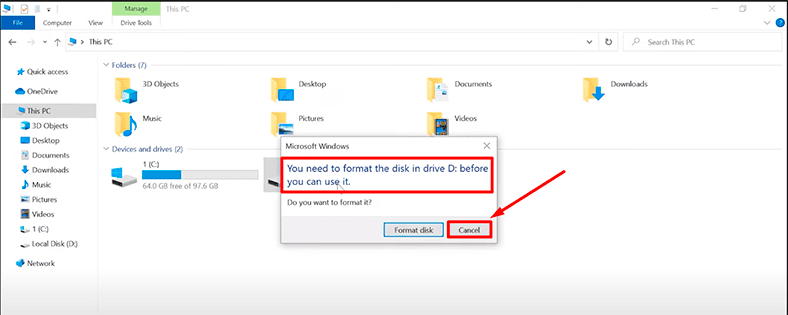 Asystent wyskakującego okienka aplikacji Windows File Explorer zachęca do rozpoczęcia formatowania multimediów