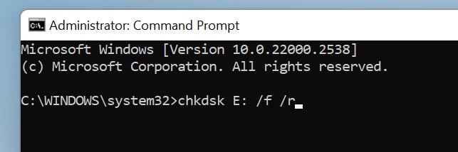 chkdsk E: /f /r