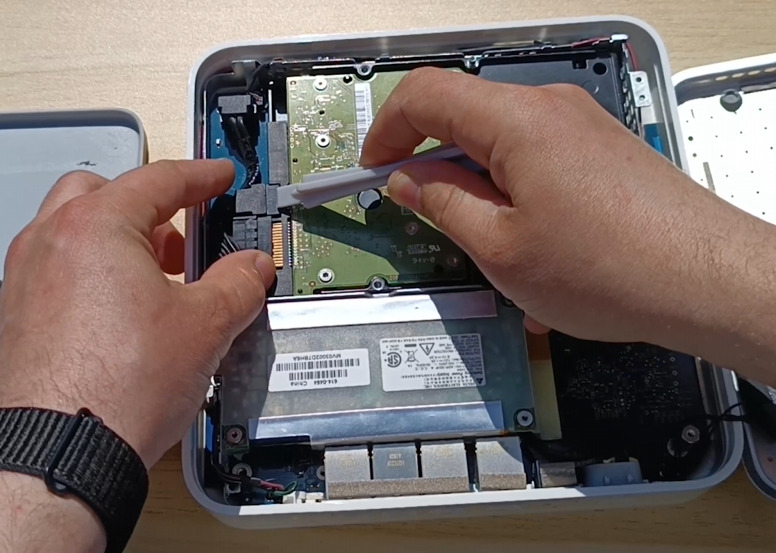 Time Capsule: rimozione dell'hard disk