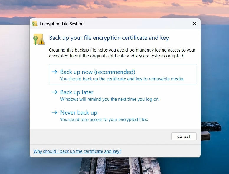 Windows: уведомление с предложением создать резервную копию ключа Windows: уведомление с предложением создать резервную копию ключа