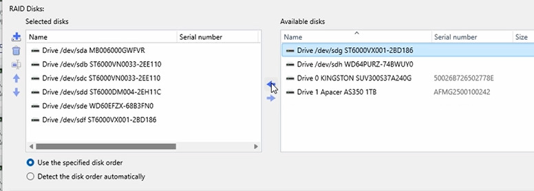 Hetman RAID Recovery : déplacement des disques de Available disks vers Selected disks Hetman RAID Recovery : déplacement des disques de Available disks vers Selected disks